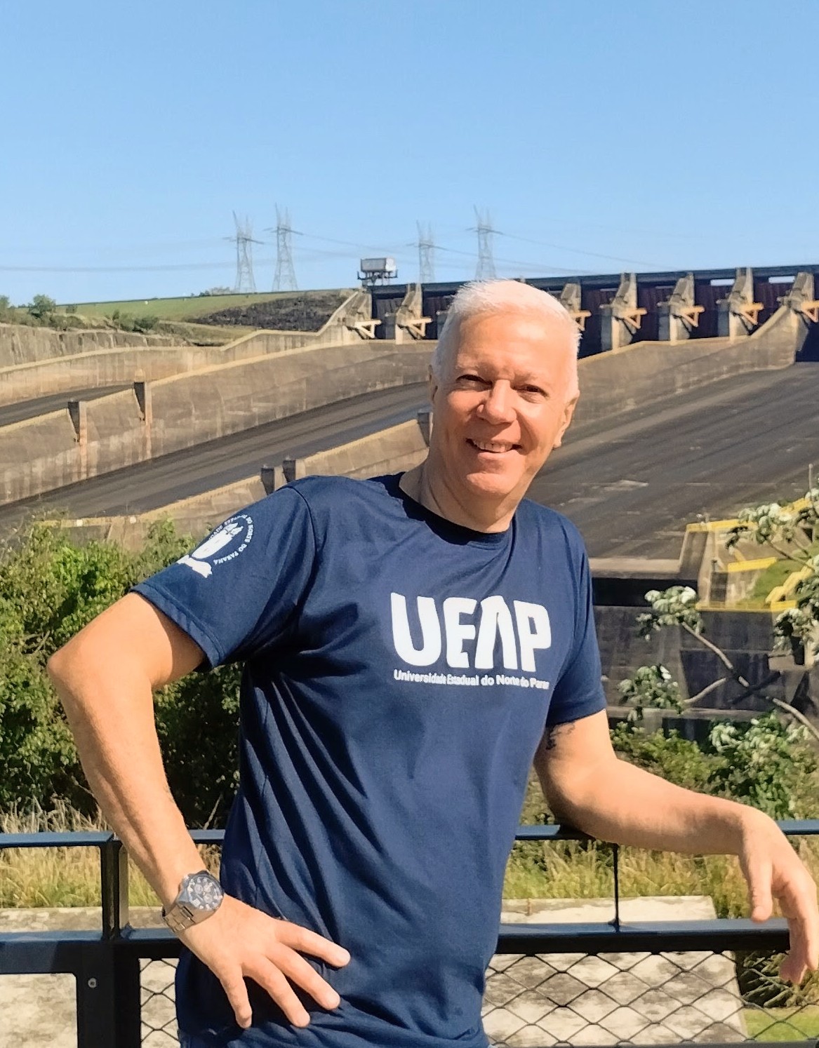 Prof. Dr. Mauro Januário